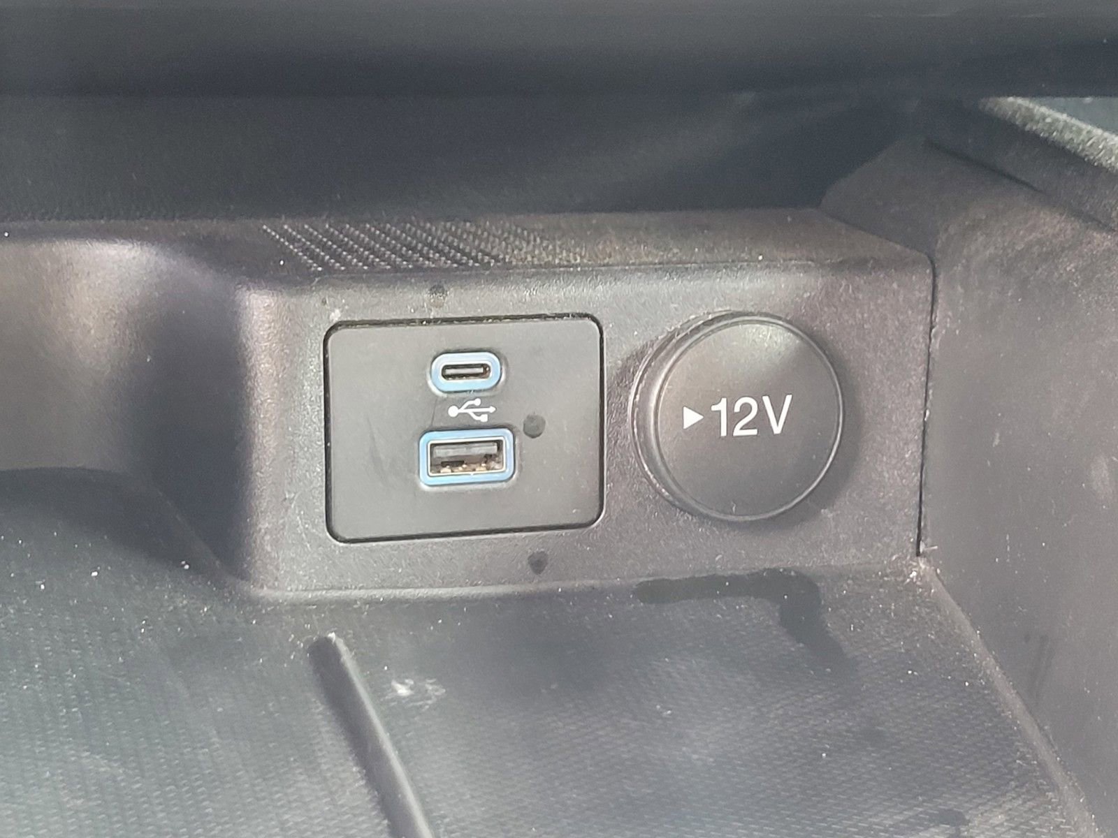 Used 2023 Ford Escape Active image 22