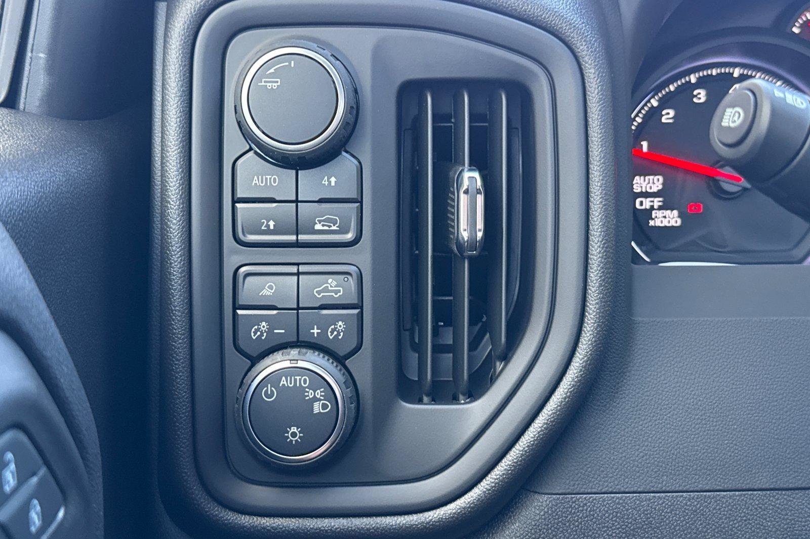 New 2026 Chevrolet Silverado 1500 W/T w/ WT Safety Package image 31