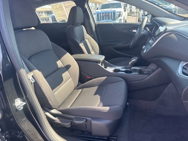 Used 2024 Chevrolet Malibu LT image 19