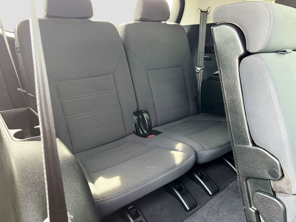 Used 2019 Kia Sorento LX w/ LX Convenience Package image 25