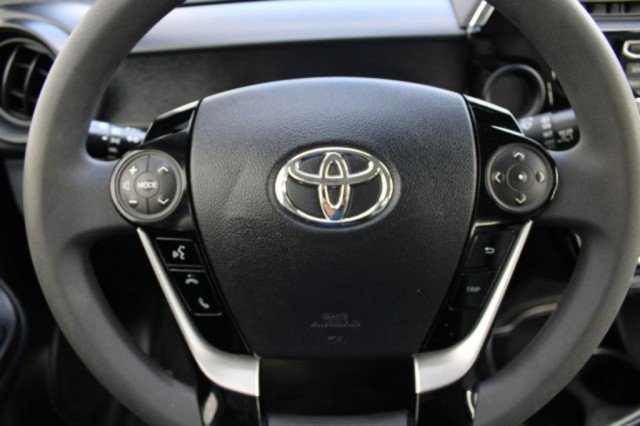 Used 2018 Toyota Prius C One image 38