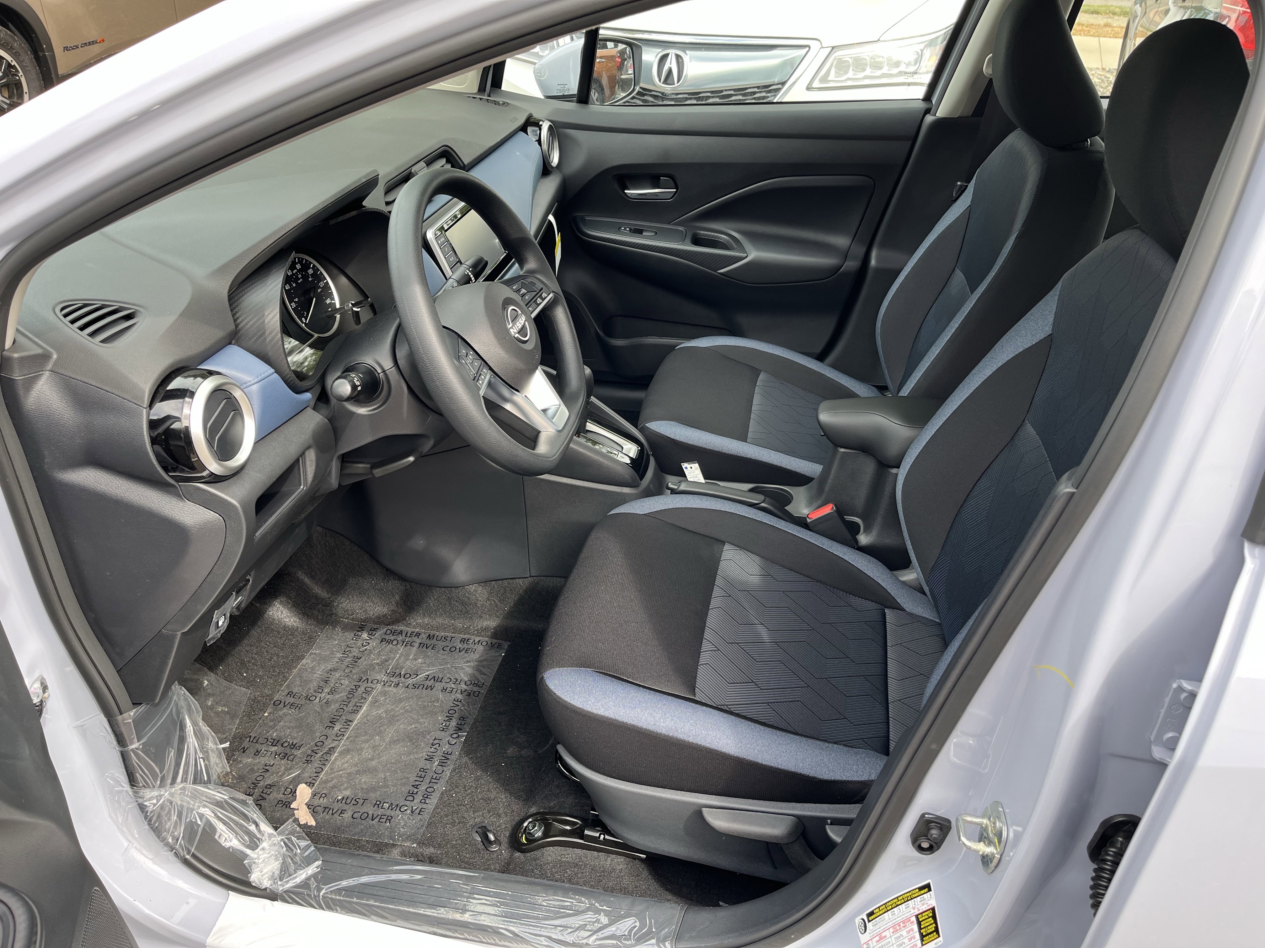 New 2025 Nissan Versa SV w/ Trunk Package FWD image 10