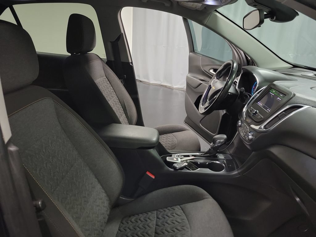 Used 2022 Chevrolet Equinox LT w/ Driver Convenience Package FWD image 31