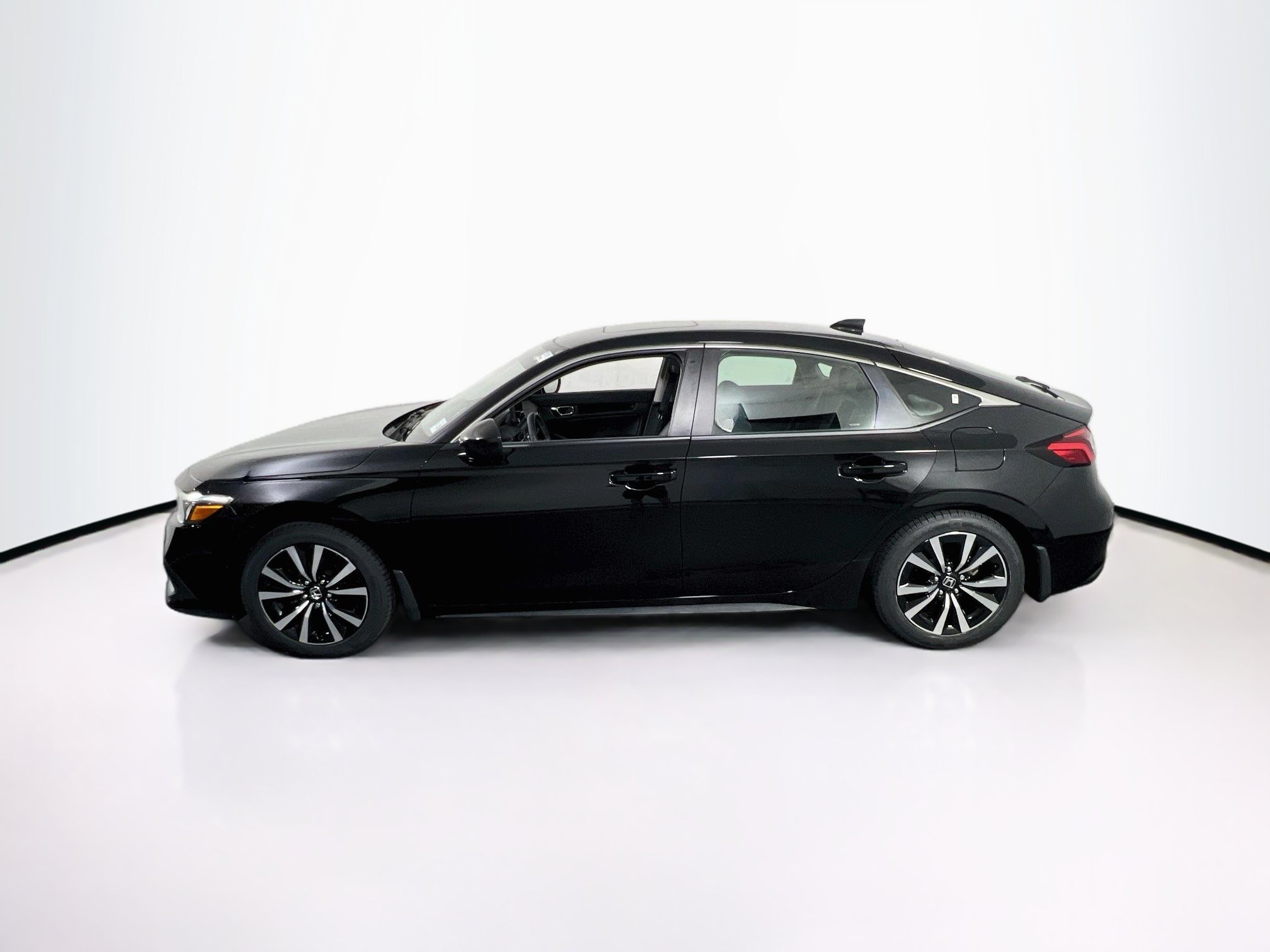 Used 2023 Honda Civic EX-L image 8