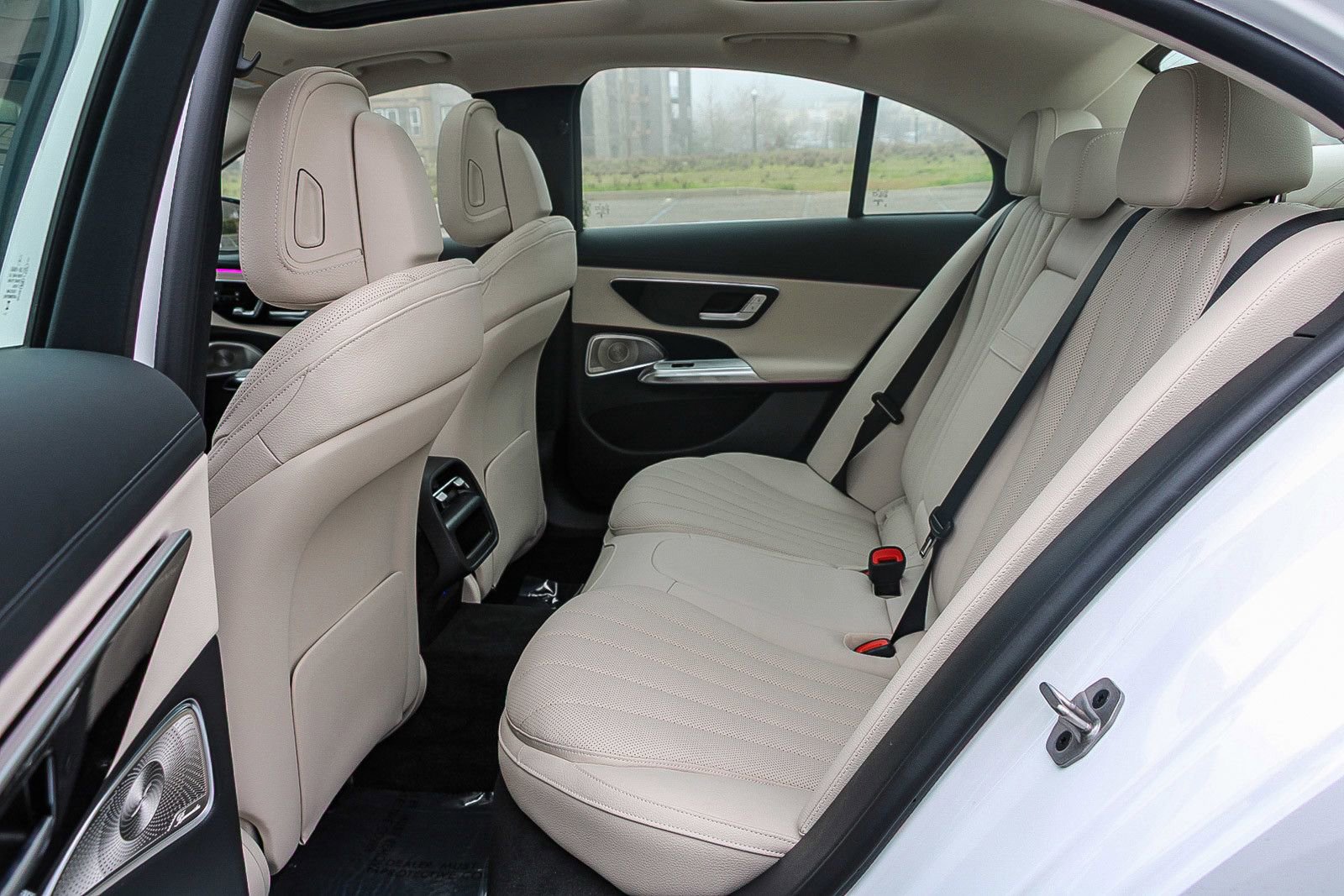 New 2026 Mercedes-Benz E 450 4MATIC Sedan image 18