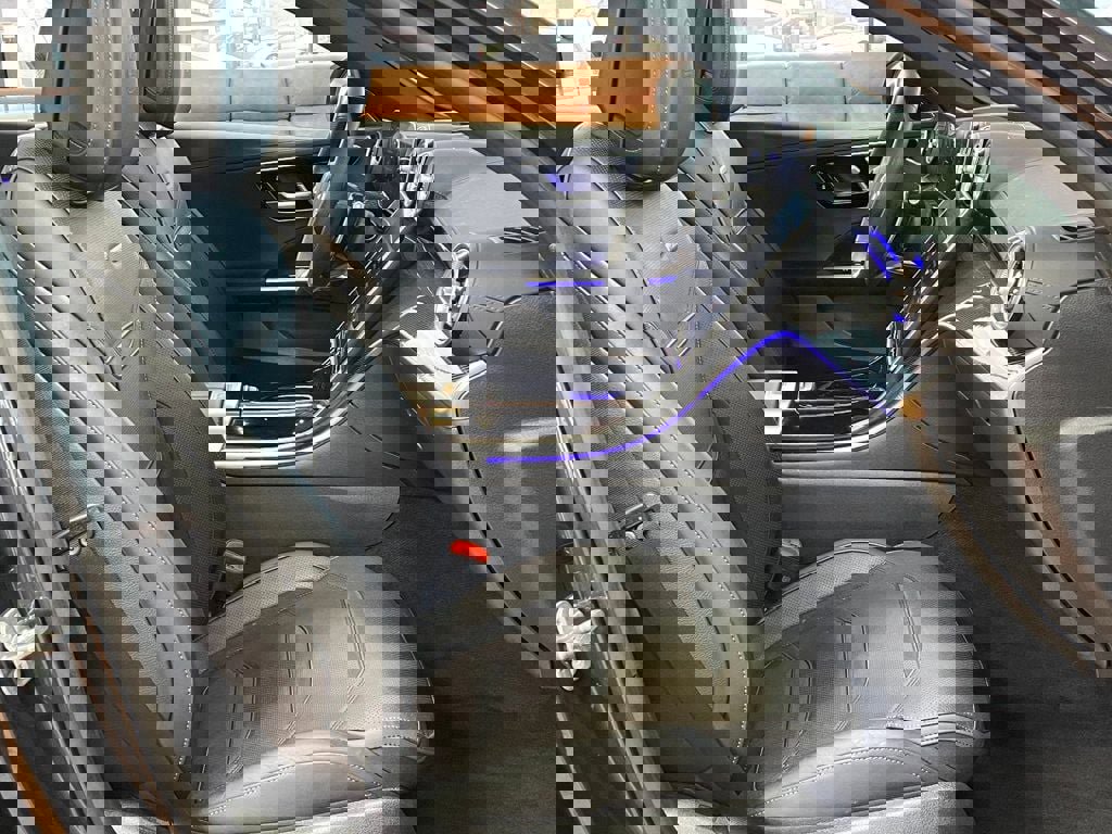 Used 2024 Mercedes-Benz C 63 AMG S image 36