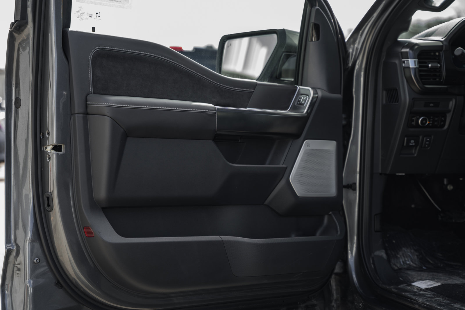 New 2026 Ford F150 Platinum image 44