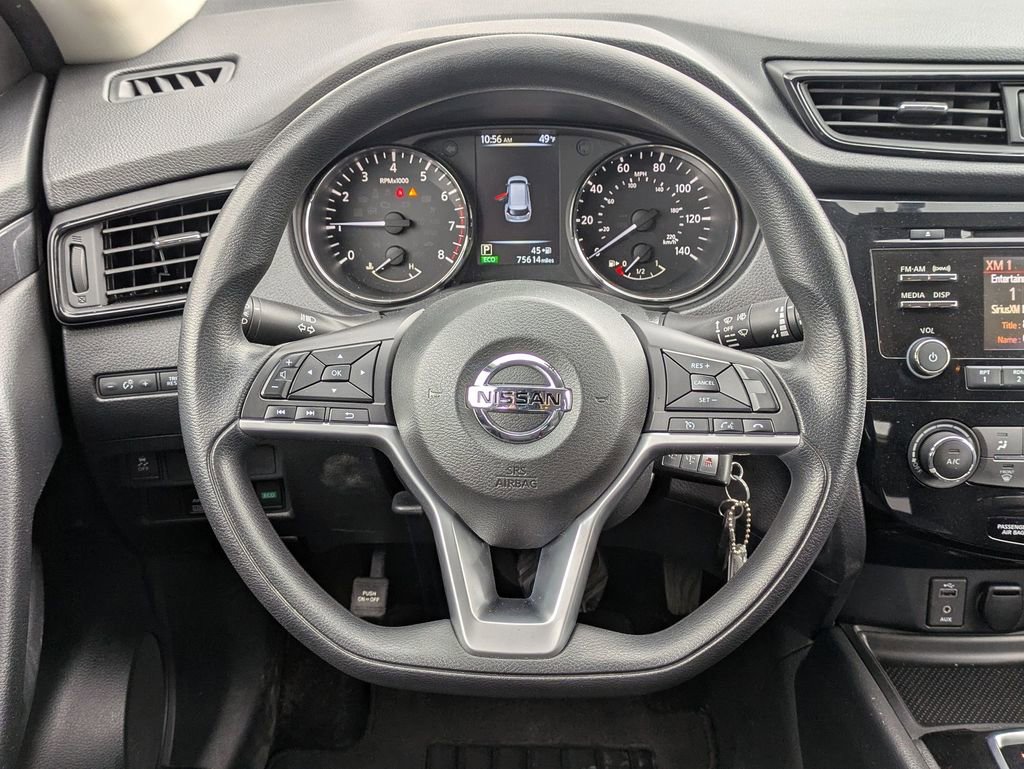 Used 2017 Nissan Rogue S image 18