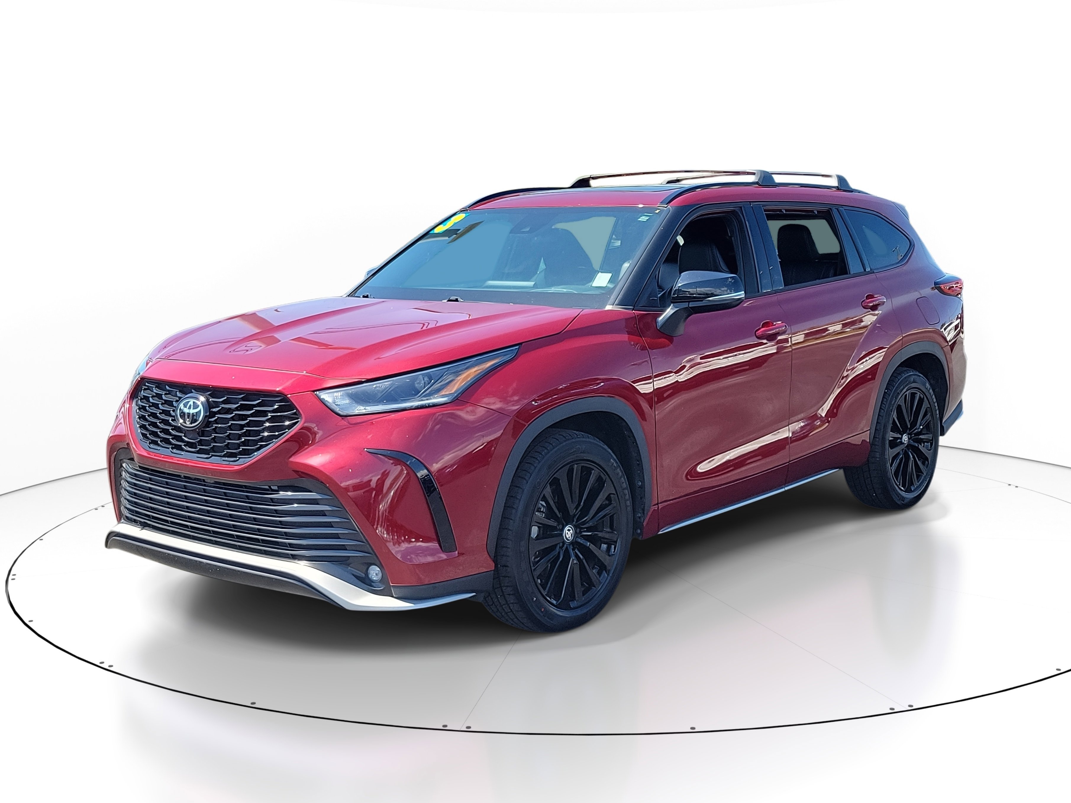 Used 2023 Toyota Highlander XSE image 3