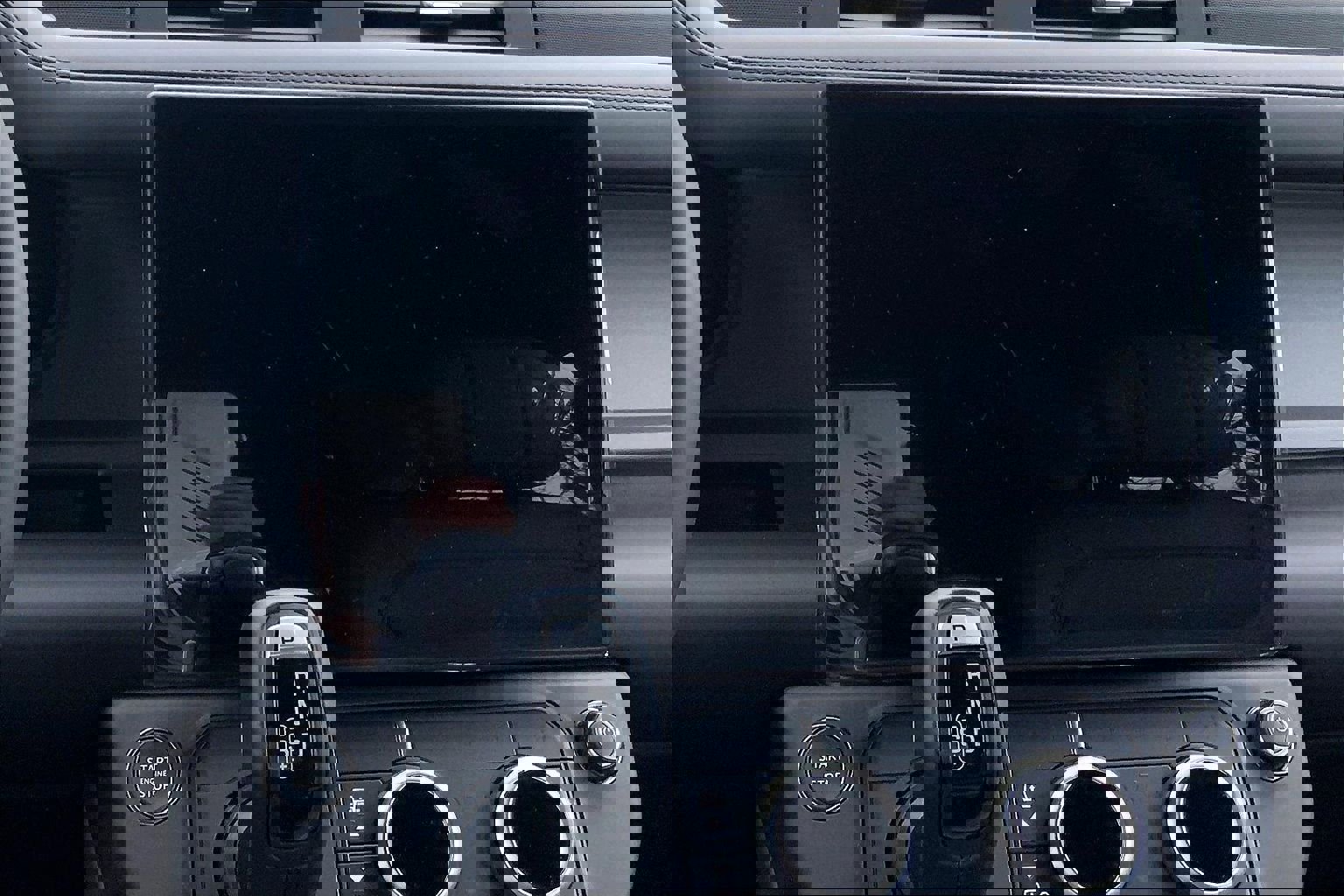 New 2026 Land Rover Defender 130 V8 image 6