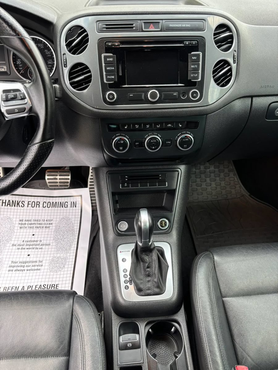 Used 2015 Volkswagen Tiguan R-Line AWD/4WD image 10