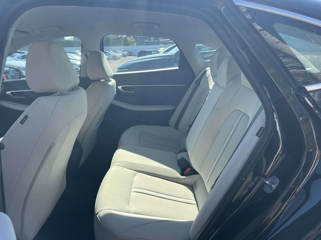 Certified 2025 Hyundai Sonata SE FWD image 13