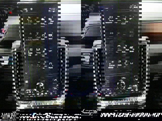 Certified 2025 GMC Yukon Denali image 4