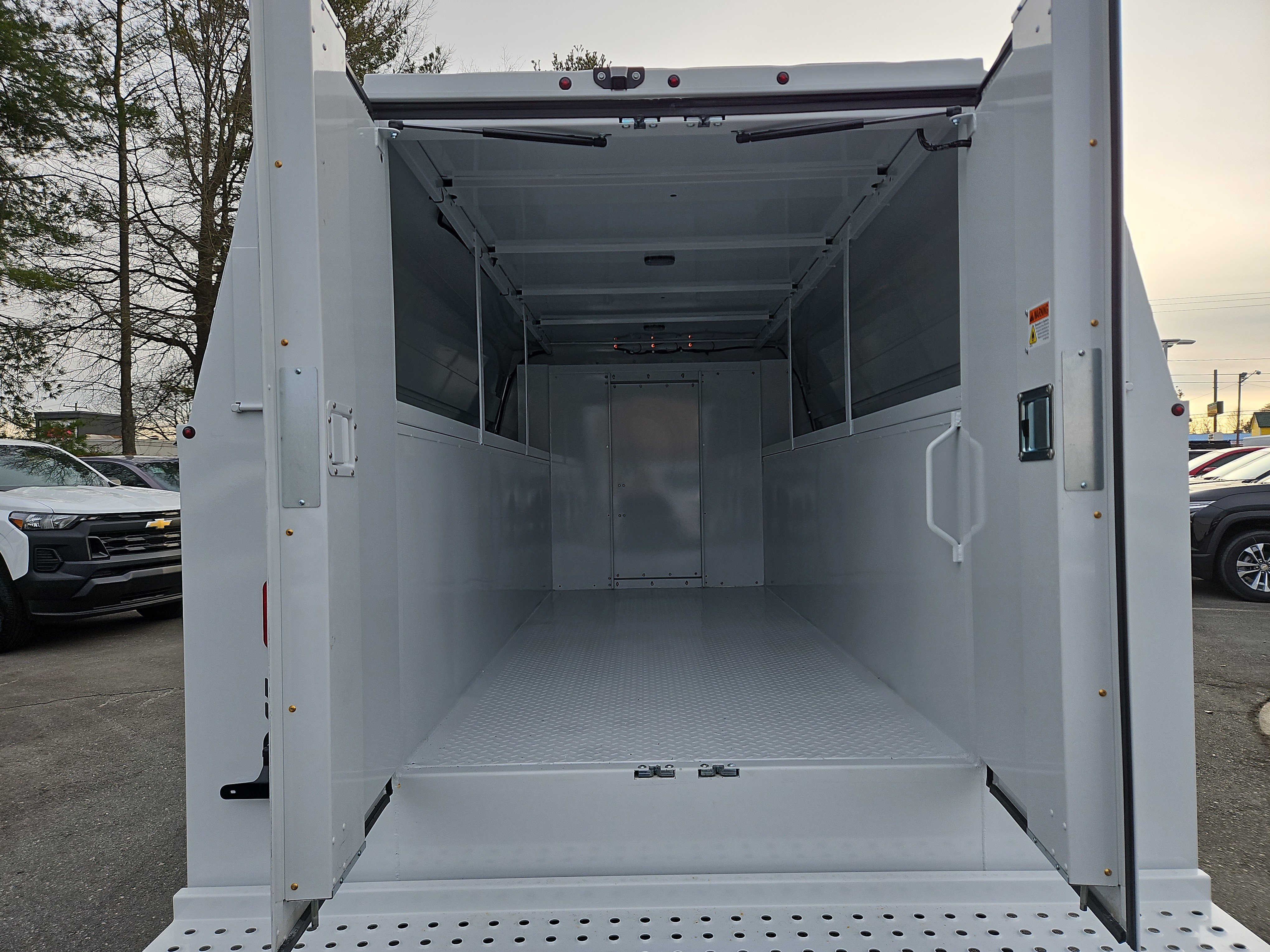 New 2026 Chevrolet Express 3500 w/ Power Convenience Package image 20