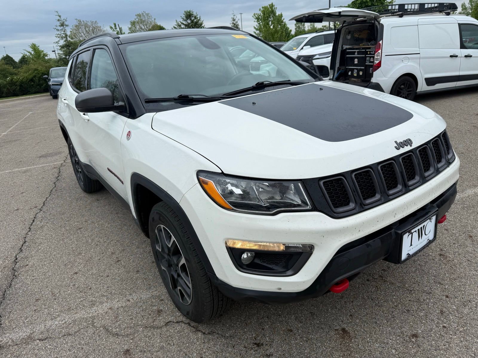 Used 2020 Jeep Compass Trailhawk w/ Cold Weather Group AWD/4WD image 3