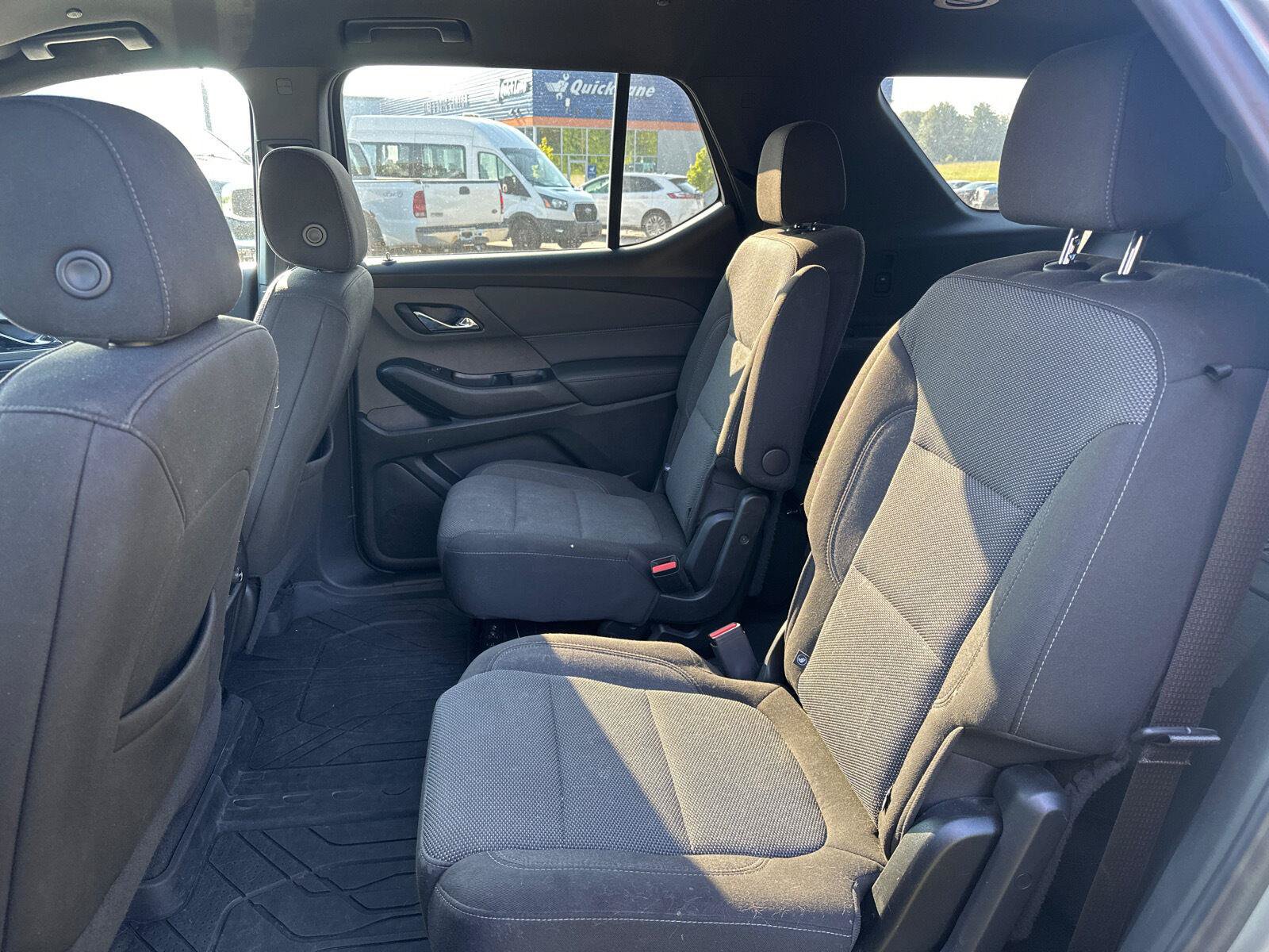 Used 2023 Chevrolet Traverse LT AWD/4WD image 18