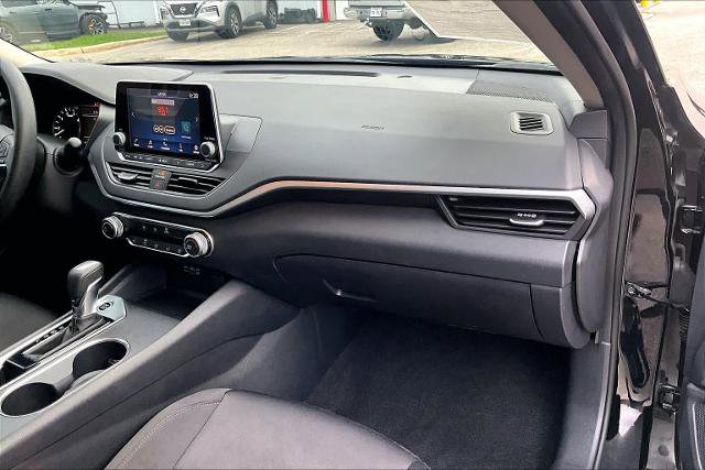 Certified 2022 Nissan Altima 2.5 SV image 17