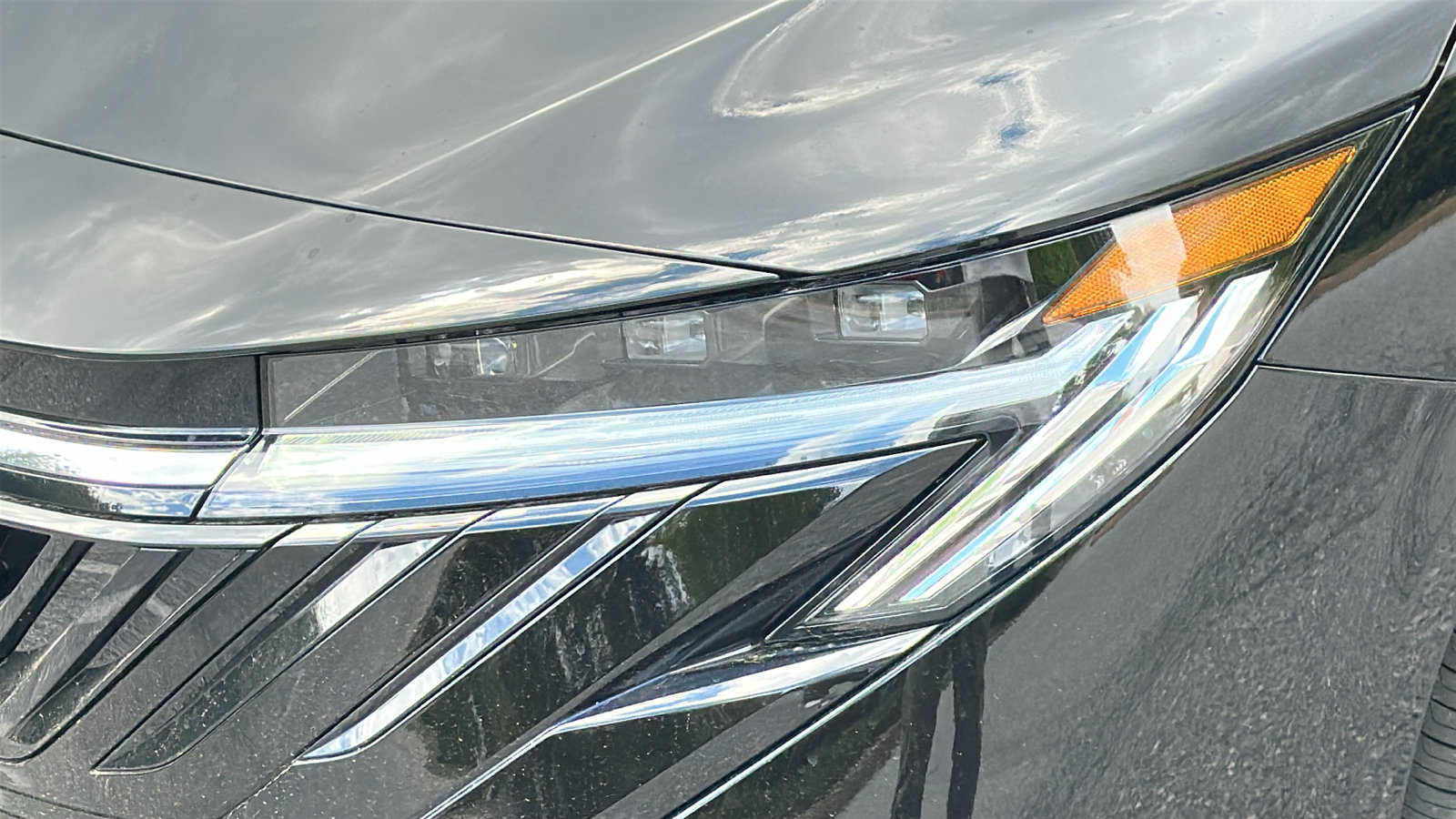 New 2026 Nissan Sentra SV w/ Floor Mat Package FWD image 4