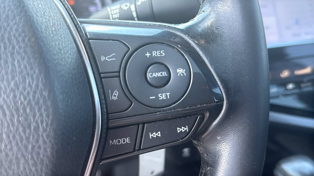 Used 2019 Toyota Camry SE FWD image 15