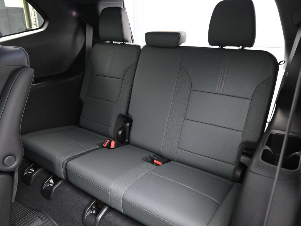 New 2026 GMC Acadia AT4 w/ Luxury Package AWD/4WD image 25