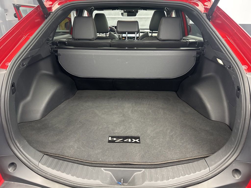 Used 2024 Toyota bZ4X XLE image 18