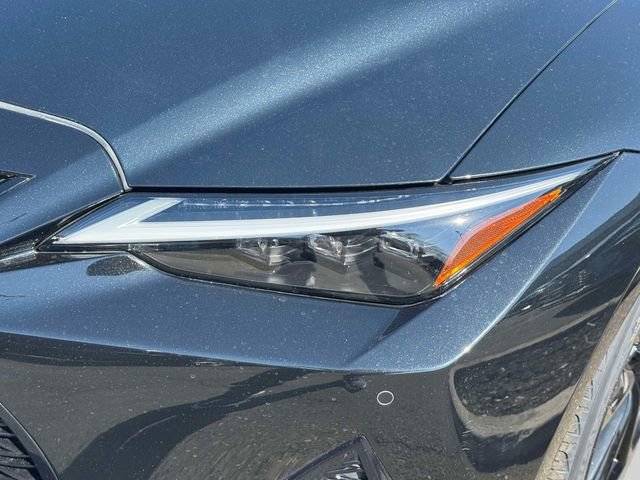 Used 2023 Lexus IS 350 F Sport AWD/4WD image 11