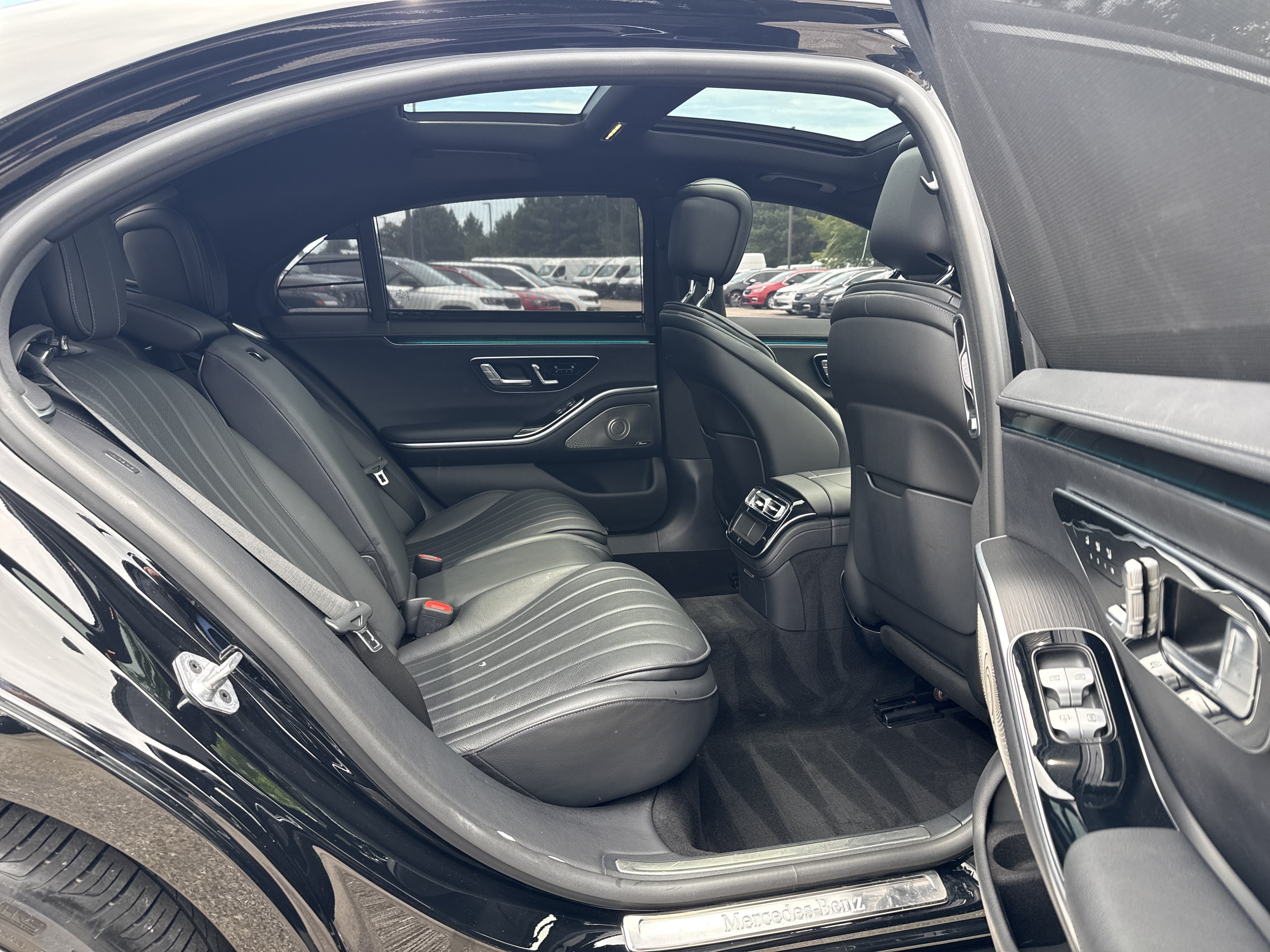 Used 2023 Mercedes-Benz S 500 4MATIC image 15