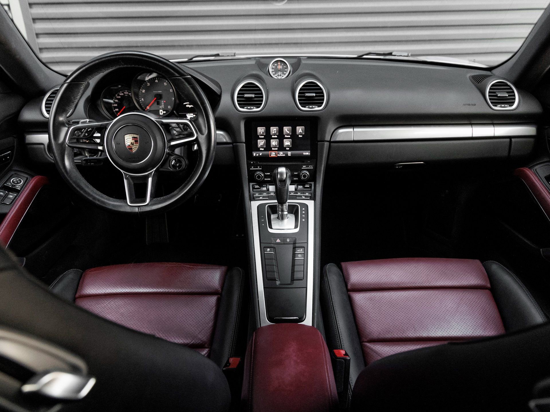 Certified 2018 Porsche 718 Cayman S image 17