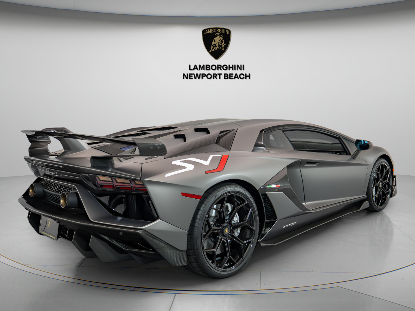 Used 2020 Lamborghini Aventador SVJ AWD/4WD image 6