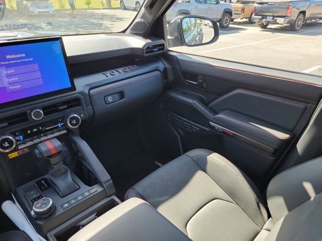 Used 2025 Toyota Tacoma TRD Pro AWD/4WD image 23