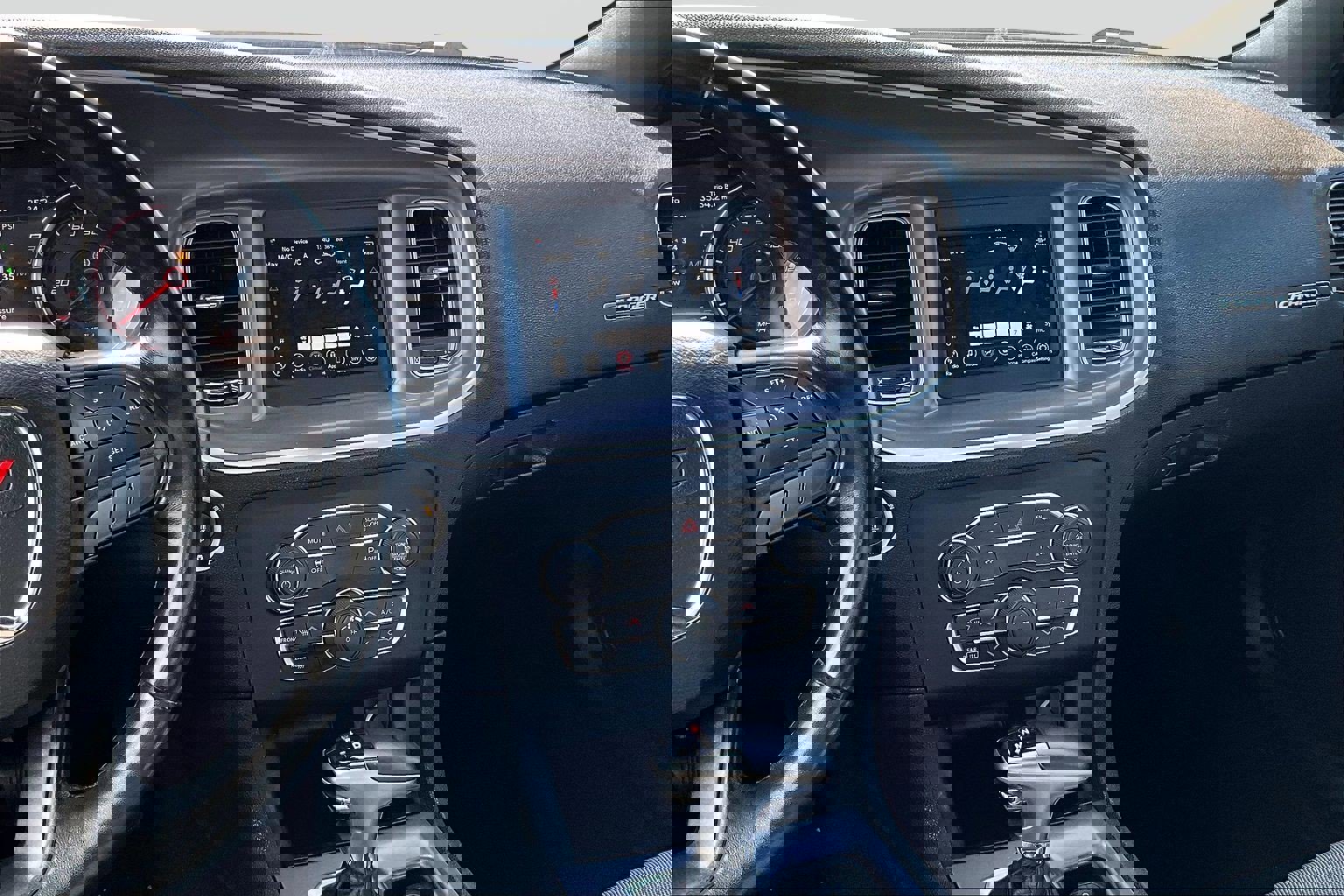 Used 2019 Dodge Charger SXT image 6