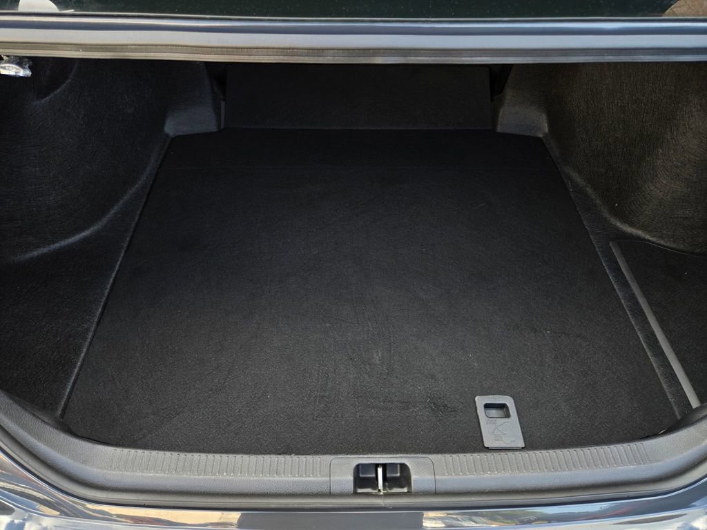 Used 2025 Toyota Camry LE image 25