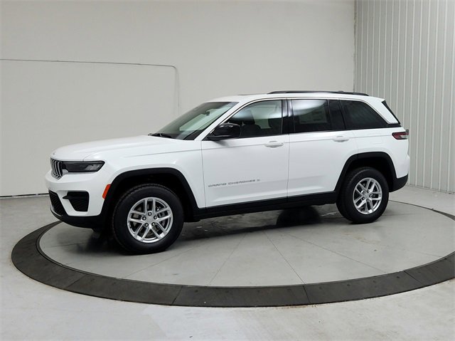 New 2025 Jeep Grand Cherokee Laredo X image 3