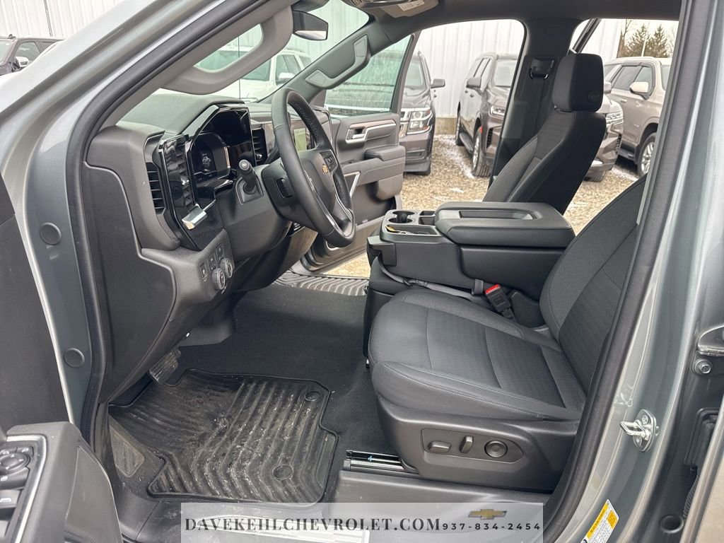 Used 2025 Chevrolet Silverado 1500 LT image 23