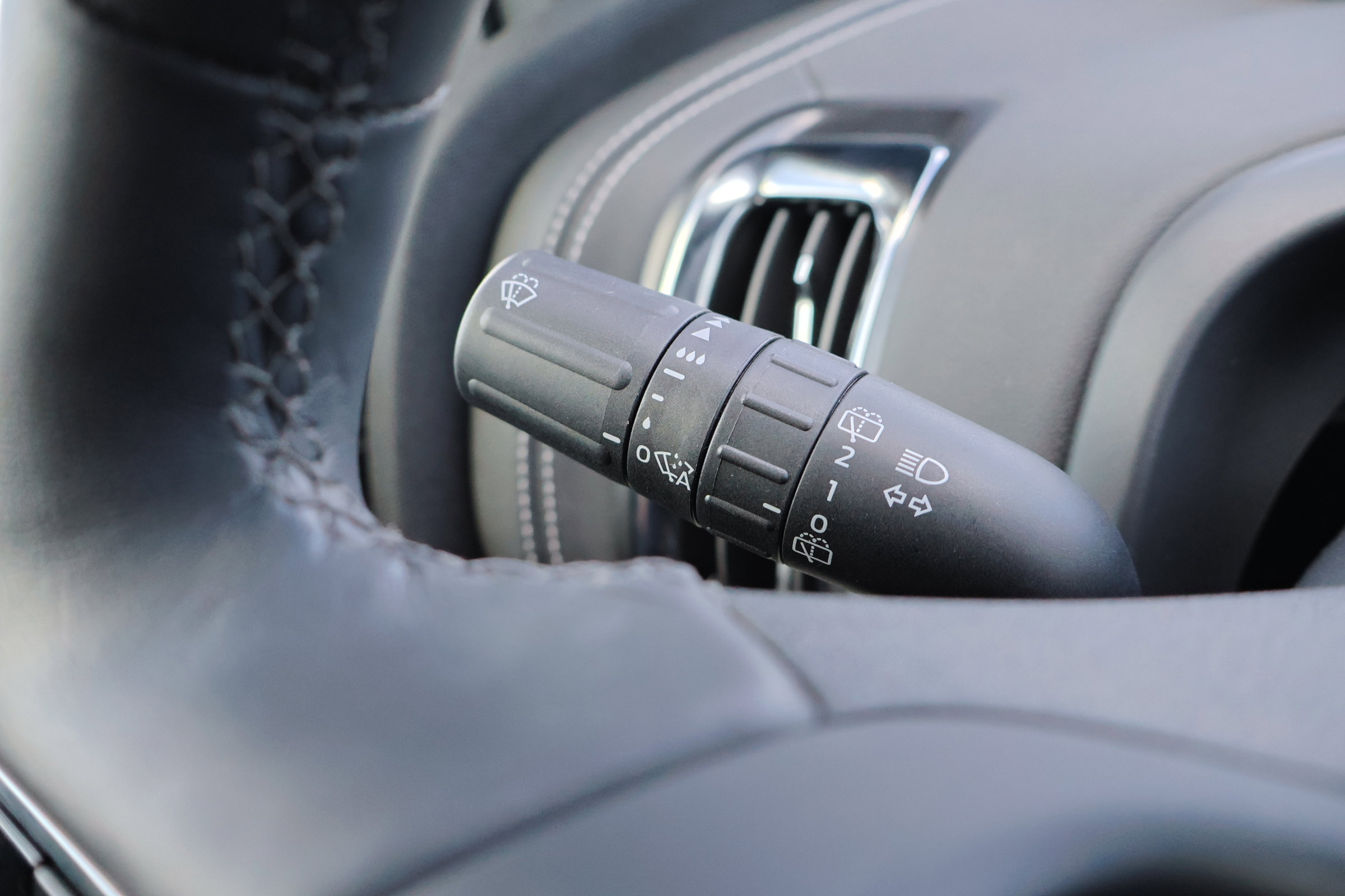 Certified 2025 Ford Expedition Max Platinum w/ Stealth Appearance Package image 17