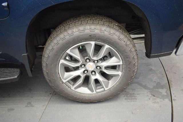 Used 2021 Chevrolet Silverado 1500 LT AWD/4WD image 11