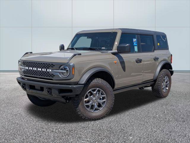 New 2025 Ford Bronco Badlands AWD/4WD image 1