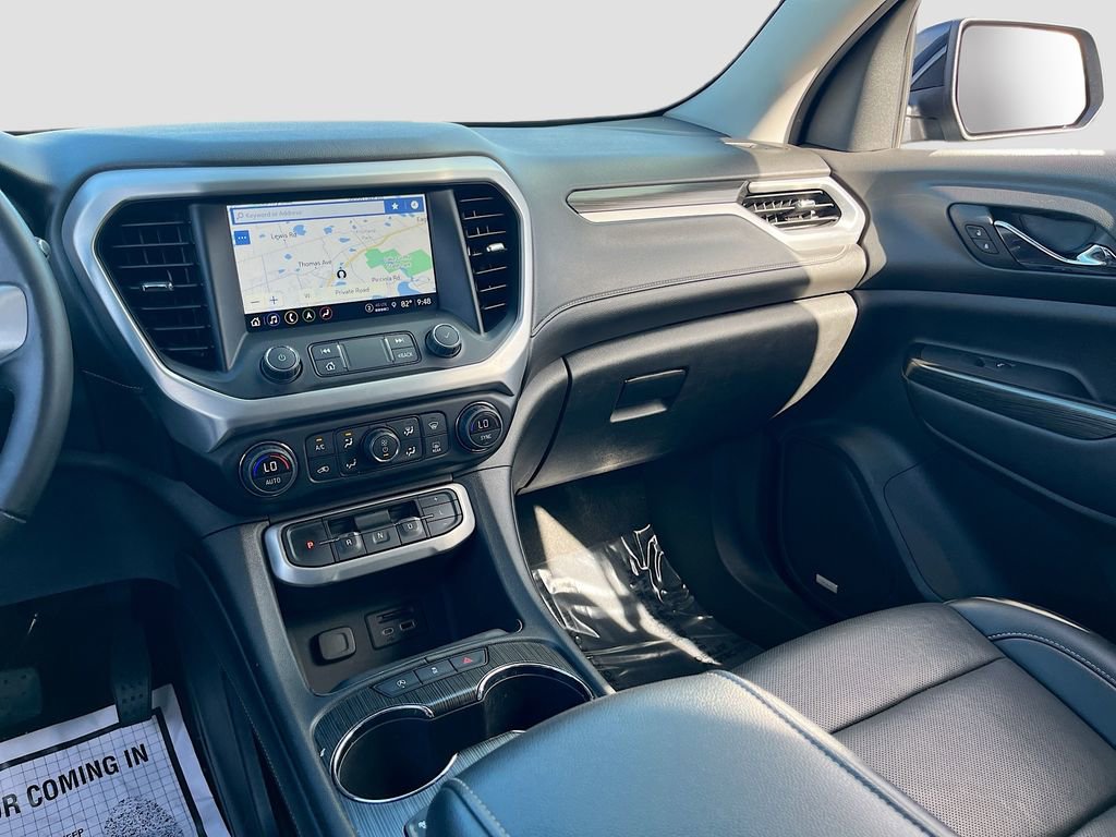 Used 2023 GMC Acadia SLT image 24