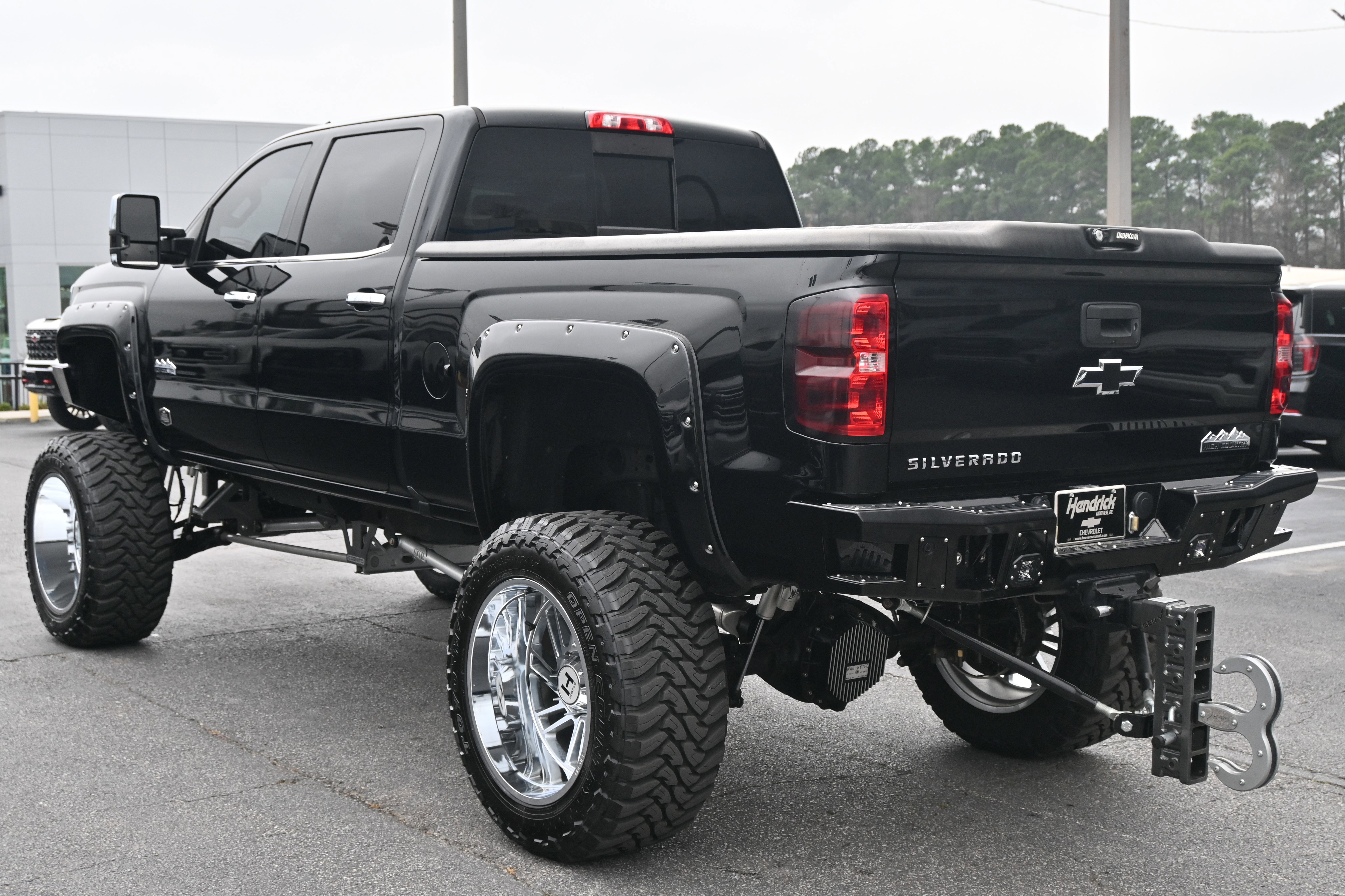 Used 2017 Chevrolet Silverado 2500 High Country w/ Duramax Plus Package image 11