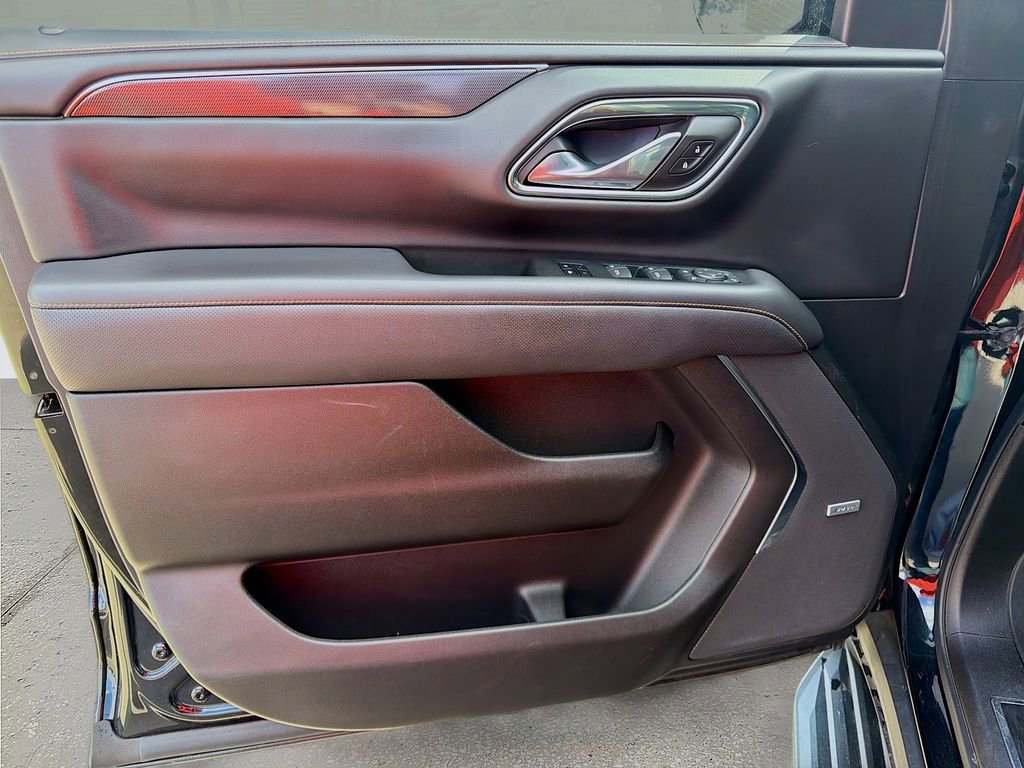 Used 2021 GMC Yukon AT4 w/ Technology Package image 27