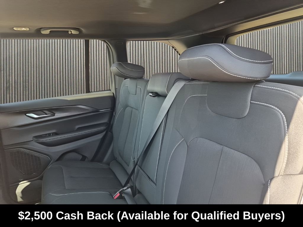 New 2026 Jeep Grand Cherokee Laredo X RWD image 21