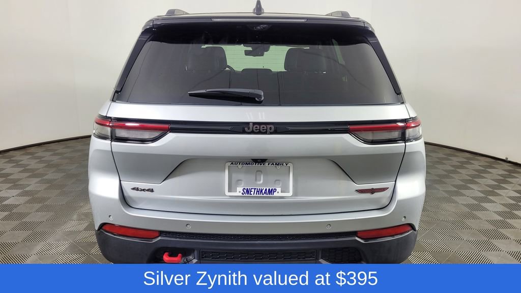 Used 2022 Jeep Grand Cherokee Trailhawk w/ Luxury Tech Group III image 8