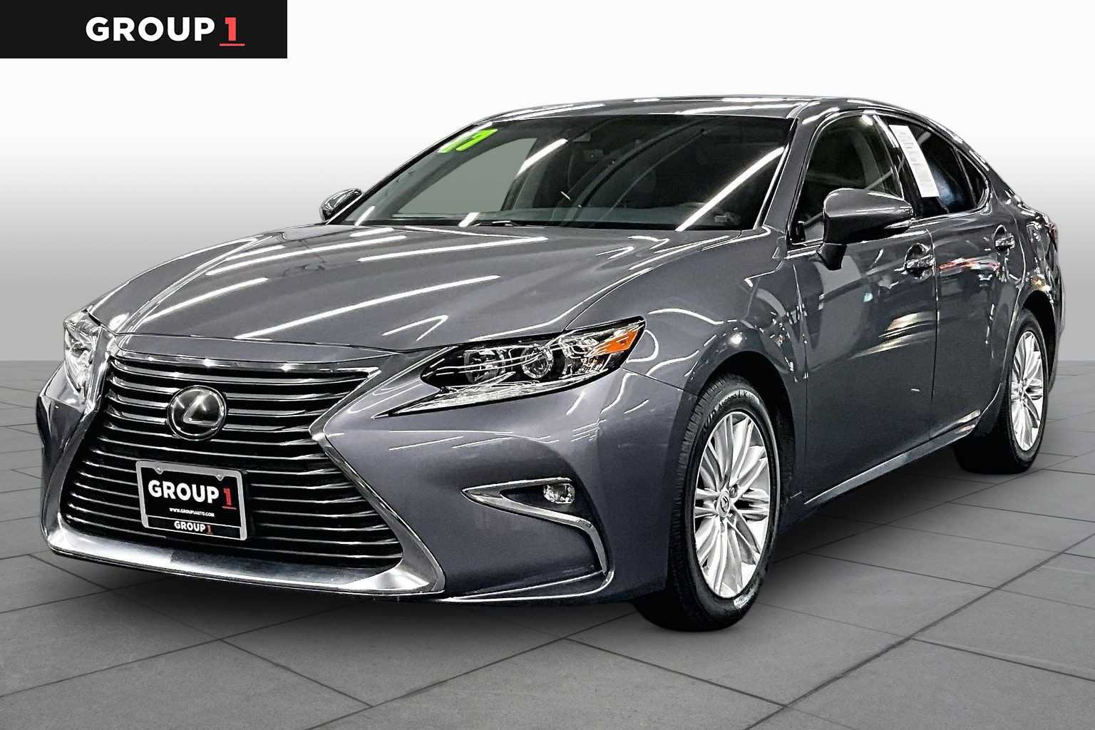 Used 2017 Lexus ES 350 w/ Accessory Package 2 FWD image 1