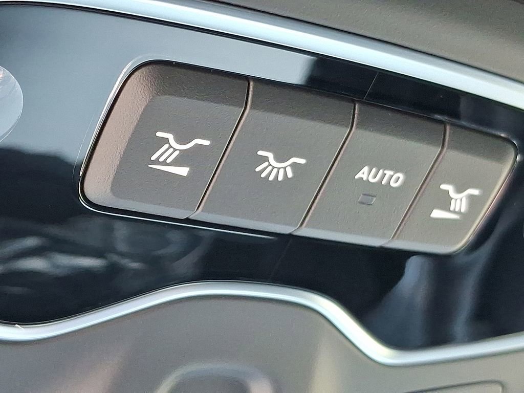 Used 2024 Lotus Emira First Edition image 26