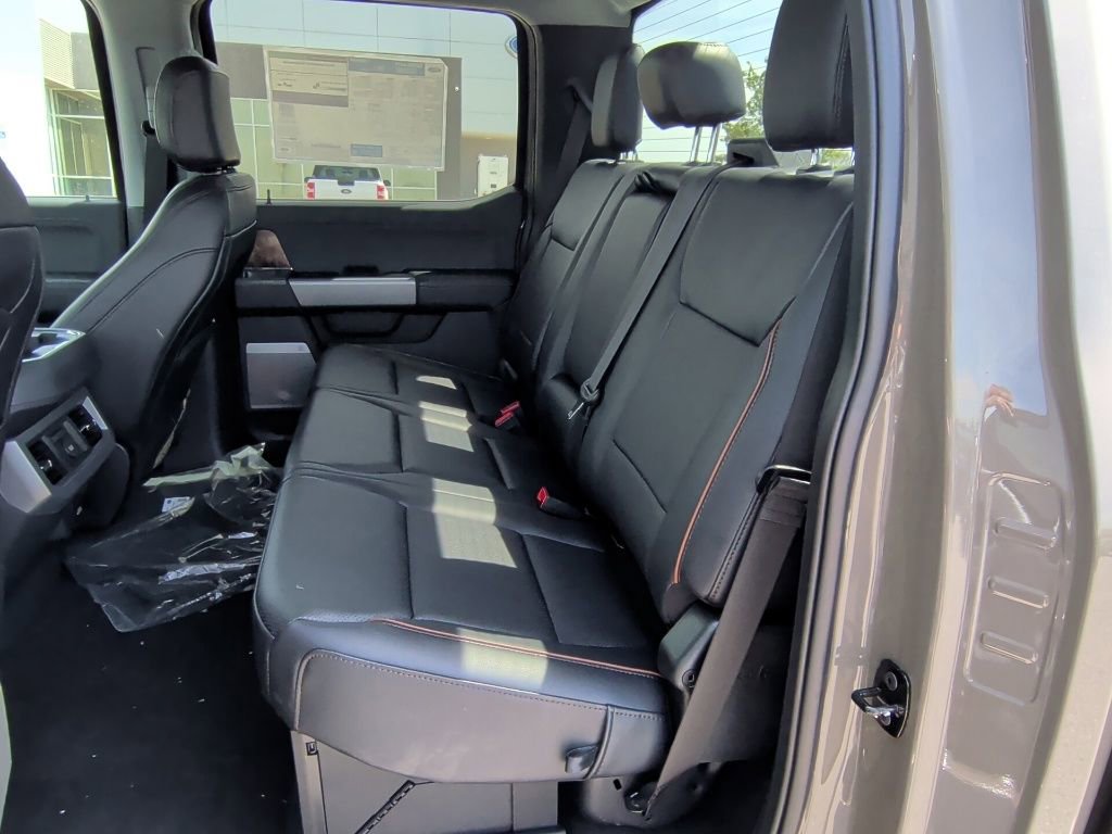 New 2026 Ford F250 Lariat w/ Chrome Package image 39