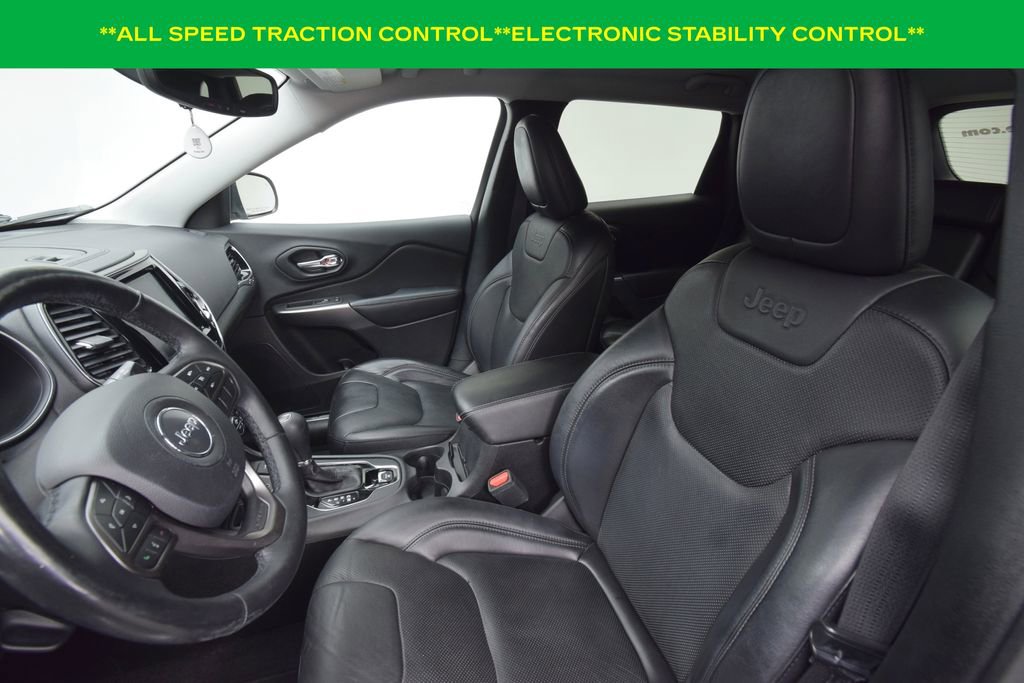 Used 2019 Jeep Cherokee Limited image 12