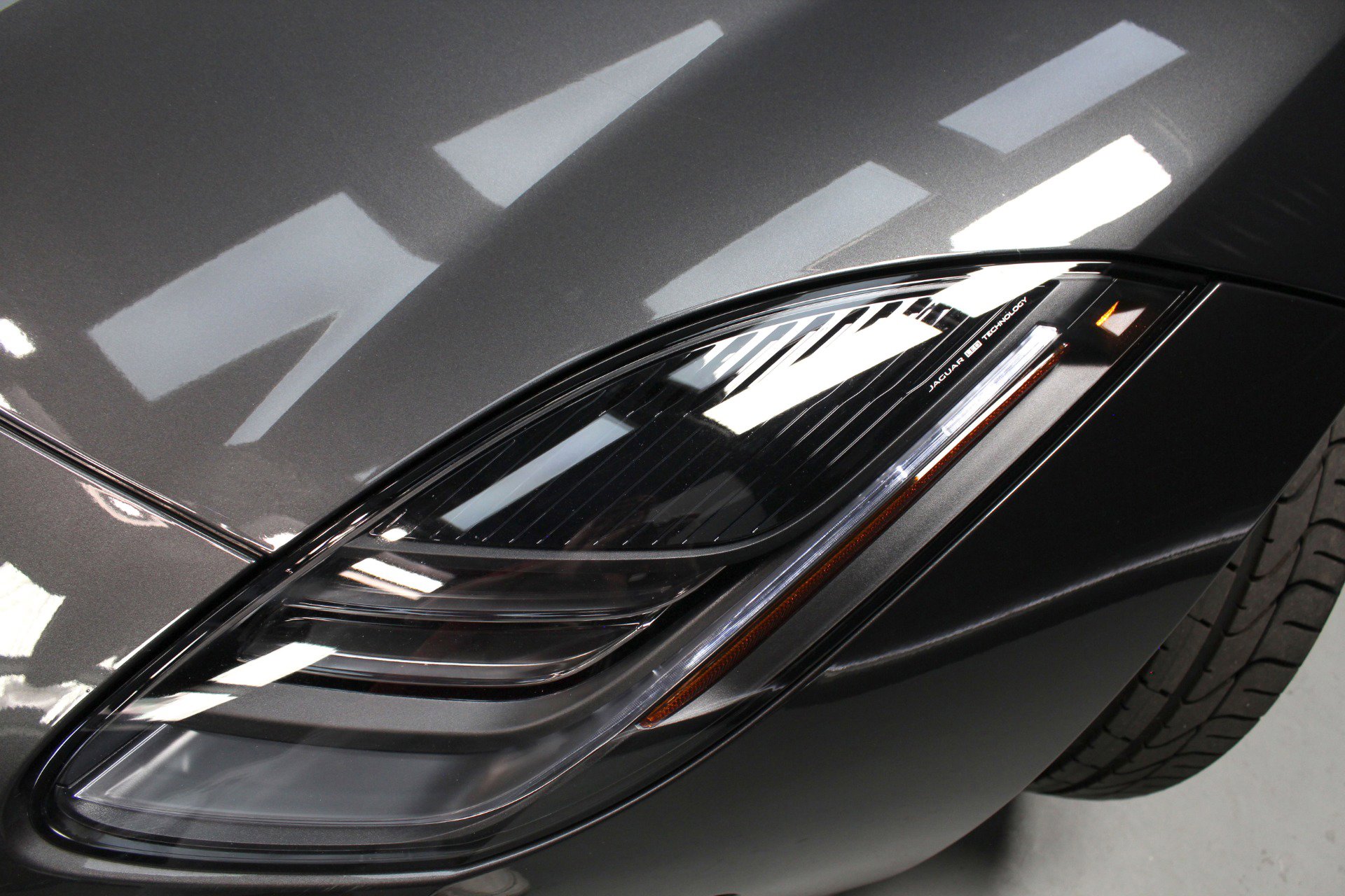 Used 2020 Jaguar F-TYPE R-Dynamic image 7