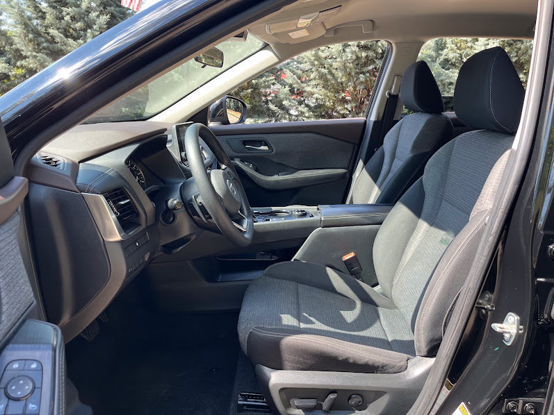 Used 2021 Nissan Rogue SV AWD/4WD image 8