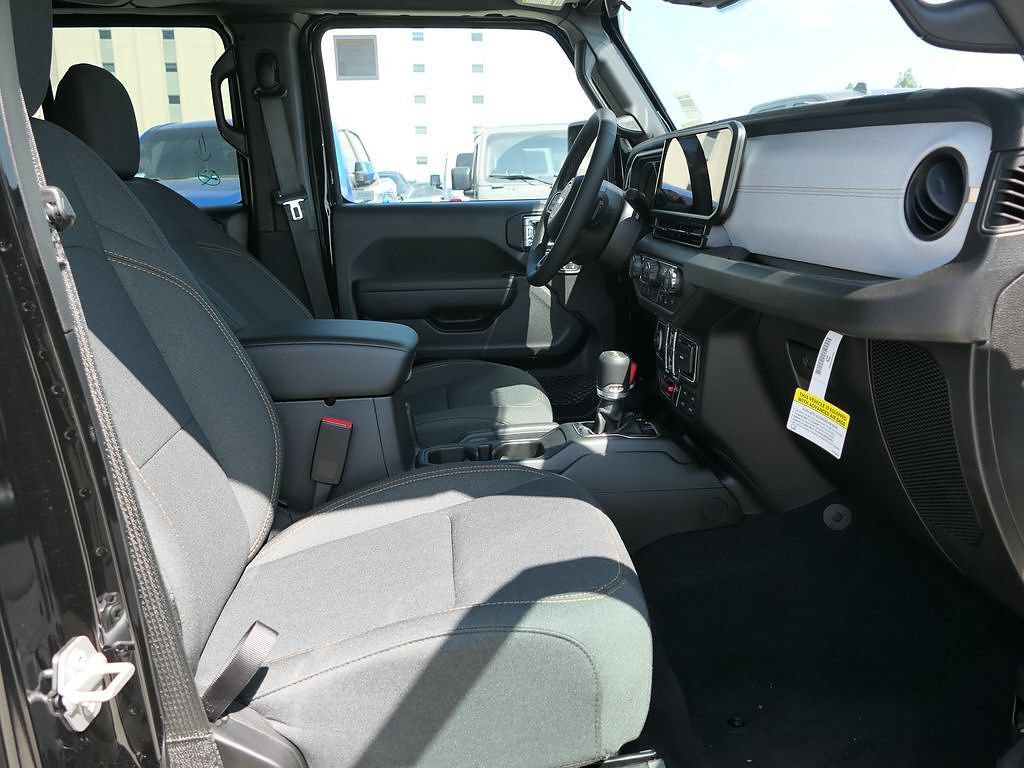 New 2026 Jeep Wrangler Unlimited Sport AWD/4WD image 25