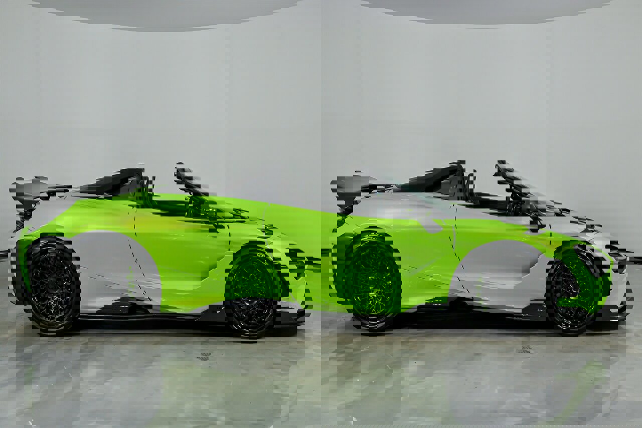 Used 2022 McLaren 765LT image 16